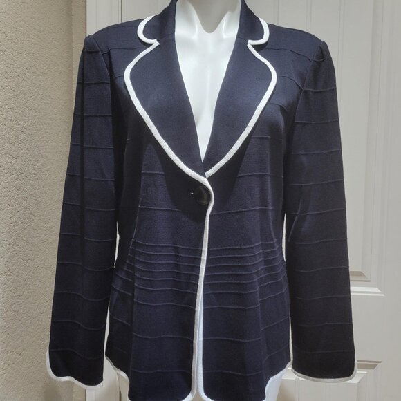 Ming Wang Jacket Size LARGE Tailored Navy Acrylic Knit White Trim Retails $330 - Picture 1 of 15